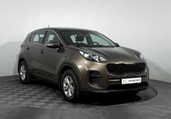 Подержанный автомобиль Kia Sportage 2016 года (3 фото)