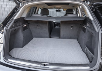 Подержанный автомобиль Audi Q5 2019 года (32 фото)