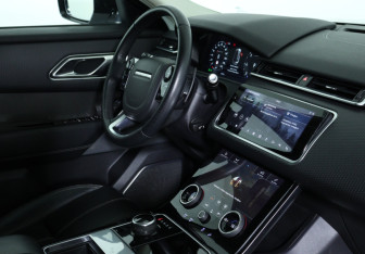 Подержанный автомобиль Land Rover Range Rover Velar 2017 года (10 фото)