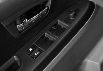 Подержанный автомобиль Suzuki SX4 Hatchback 2012 года (10 фото)