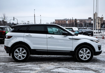 Подержанный автомобиль Land Rover Range Rover Evoque 2017 года (5 фото)