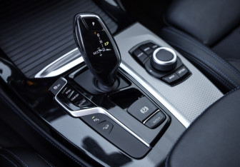 Подержанный автомобиль BMW X4 2018 года (21 фото)