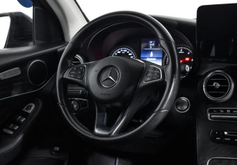 Подержанный автомобиль Mercedes-Benz GLC Coupe 2017 года (16 фото)