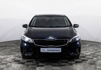 Подержанный автомобиль Kia Cerato Sedan 2017 года (2 фото)