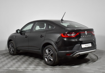 Подержанный автомобиль Renault Arkana 2020 года (7 фото)