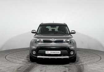 Подержанный автомобиль Kia Soul 2018 года (2 фото)