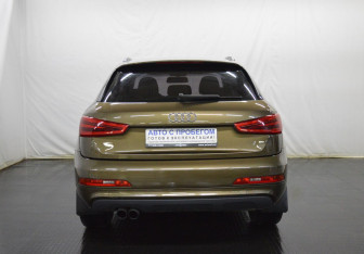 Подержанный автомобиль Audi Q3 2011 года (6 фото)