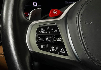 Подержанный автомобиль BMW X6 M 2020 года (26 фото)