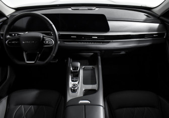 Подержанный автомобиль Chery Arrizo 8 2024 года (13 фото)