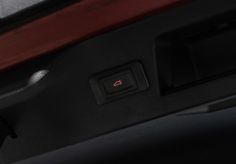 Подержанный автомобиль Renault Arkana 2021 года (21 фото)