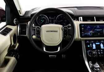 Подержанный автомобиль Land Rover Range Rover Sport 2013 года (14 фото)