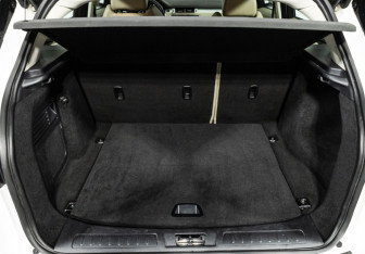 Подержанный автомобиль Land Rover Range Rover Evoque 2013 года (16 фото)