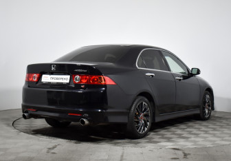 Подержанный автомобиль Honda Accord Sedan 2007 года (5 фото)