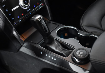 Подержанный автомобиль Ford Explorer 2018 года (12 фото)