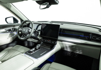 Подержанный автомобиль GAC GS8 2023 года (9 фото)