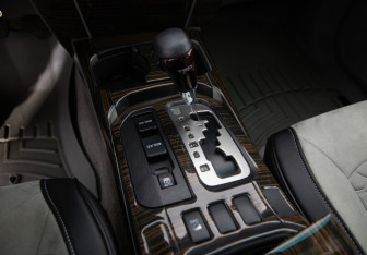 Подержанный автомобиль Toyota 4Runner 2009 года (15 фото)
