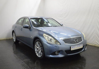 Подержанный автомобиль Infiniti G Sedan 2010 года (3 фото)