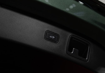 Подержанный автомобиль Zeekr X 2024 года (31 фото)