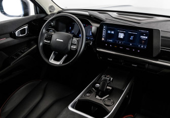Подержанный автомобиль Haval H3 2024 года (16 фото)