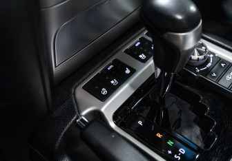 Подержанный автомобиль Toyota Land Cruiser Suv 2019 года (23 фото)