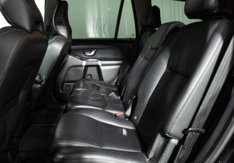 Подержанный автомобиль Volvo XC90 2012 года (10 фото)