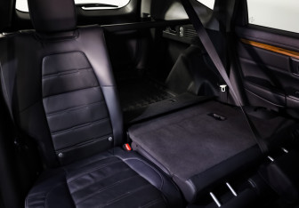 Подержанный автомобиль Honda CR-V 2017 года (27 фото)