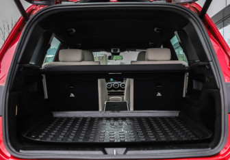 Подержанный автомобиль Mercedes-Benz GLB 2021 года (32 фото)