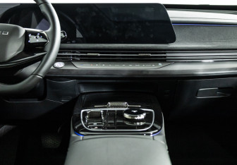 Подержанный автомобиль Exeed LX 2024 года (14 фото)