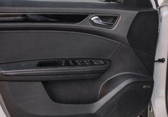 Подержанный автомобиль Renault Arkana 2019 года (22 фото)