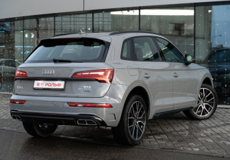 Новый Audi Q5 2025 (4 фото)