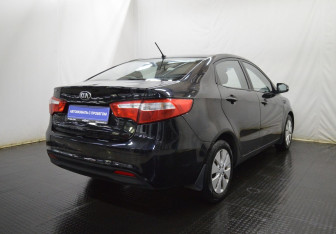 Подержанный автомобиль Kia Rio Sedan 2013 года (5 фото)