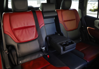 Подержанный автомобиль Toyota Land Cruiser Suv 2021 года (34 фото)