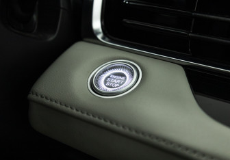 Подержанный автомобиль Chery Arrizo 8 2023 года (21 фото)