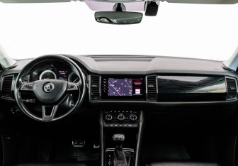 Подержанный автомобиль Skoda Kodiaq 2017 года (11 фото)