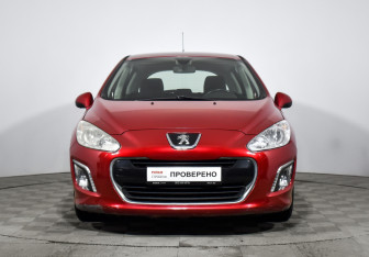 Подержанный автомобиль Peugeot 308 Hatchback 2011 года (2 фото)