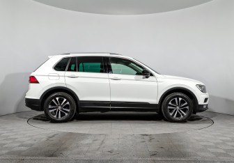 Подержанный автомобиль Volkswagen Tiguan 2019 года (4 фото)