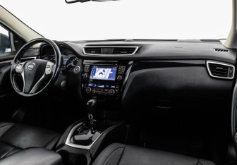 Подержанный автомобиль Nissan Qashqai 2014 года (9 фото)