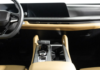 Подержанный автомобиль Changan Hunter Plus 2023 года (14 фото)