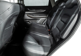 Подержанный автомобиль Exeed LX 2023 года (10 фото)