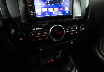 Подержанный автомобиль Kia Soul 2015 года (16 фото)