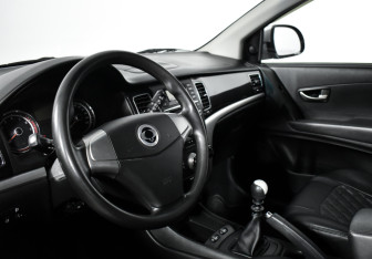 Подержанный автомобиль SsangYong Actyon 2013 года (9 фото)