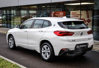 Подержанный автомобиль BMW X2 2019 года (5 фото)