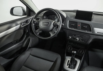 Подержанный автомобиль Audi Q3 2018 года (9 фото)