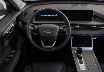 Подержанный автомобиль Chery Tiggo 4 2024 года (10 фото)