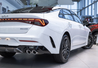 Новый Kia K5 2024 (8 фото)