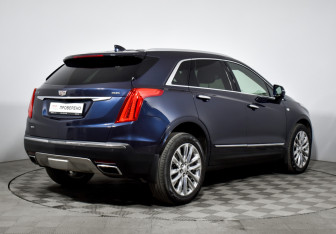 Подержанный автомобиль Cadillac XT5 2019 года (5 фото)