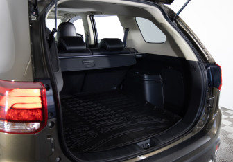 Подержанный автомобиль Mitsubishi Outlander 2015 года (21 фото)