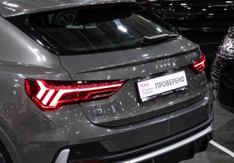 Подержанный автомобиль Audi Q3 Sportback 2020 года (12 фото)