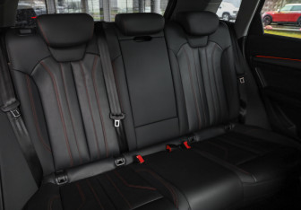 Подержанный автомобиль Audi Q5 2021 года (29 фото)