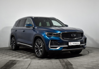 Подержанный автомобиль Geely Monjaro 2024 года (3 фото)